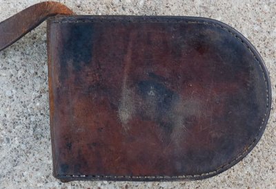 odd leather box- III.JPG