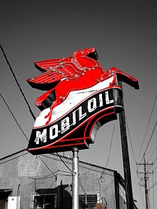 1-old-mobil-oil-sign-mountain-dreams.jpg