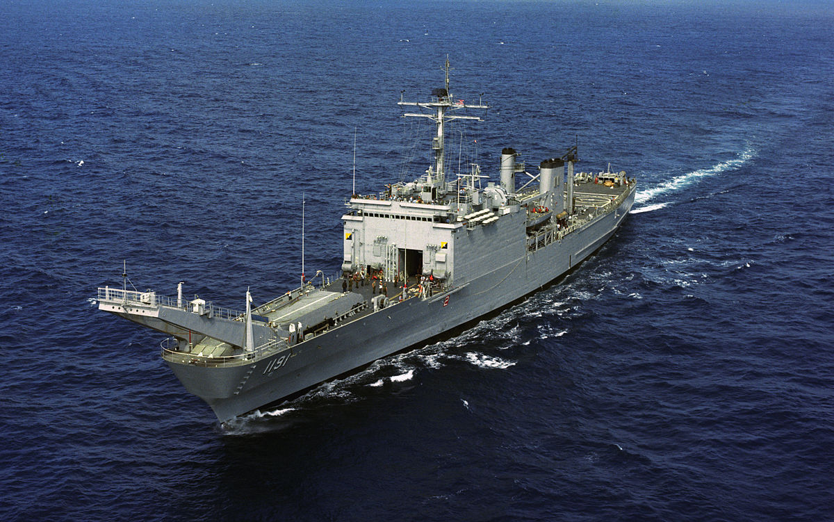 1200px-USS_Racine_(LST-1191)_portside_bow_view_cropped.jpg