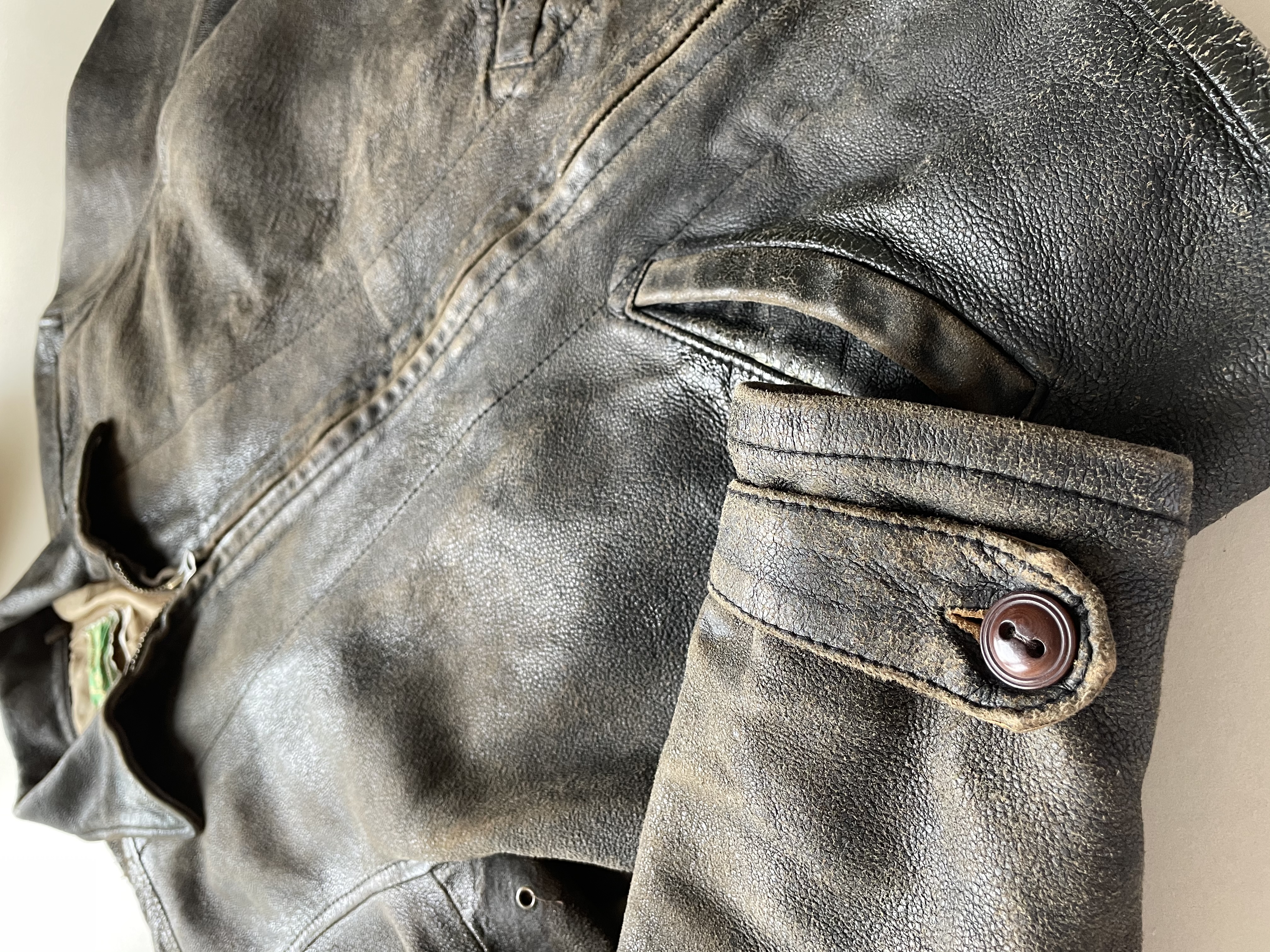 Levi's Vintage Leather Jacket in Skyfall