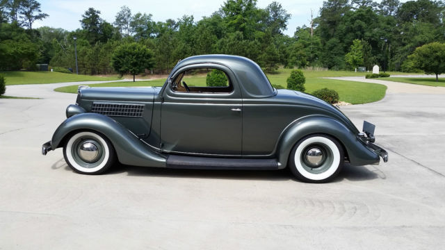 1935-ford-coupe-1.JPG