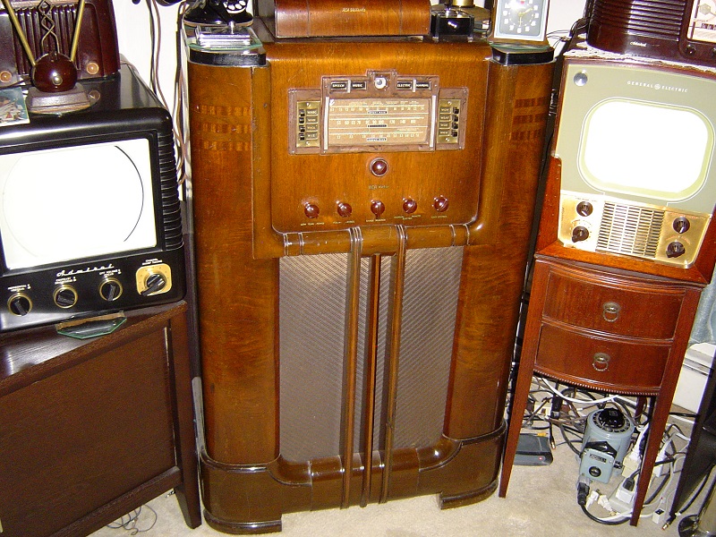 1938 RCA Victor 811K.JPG