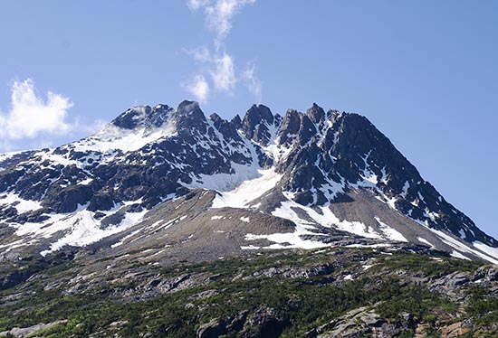 19Jun18 White Pass Sawtooth peak 550x.jpg