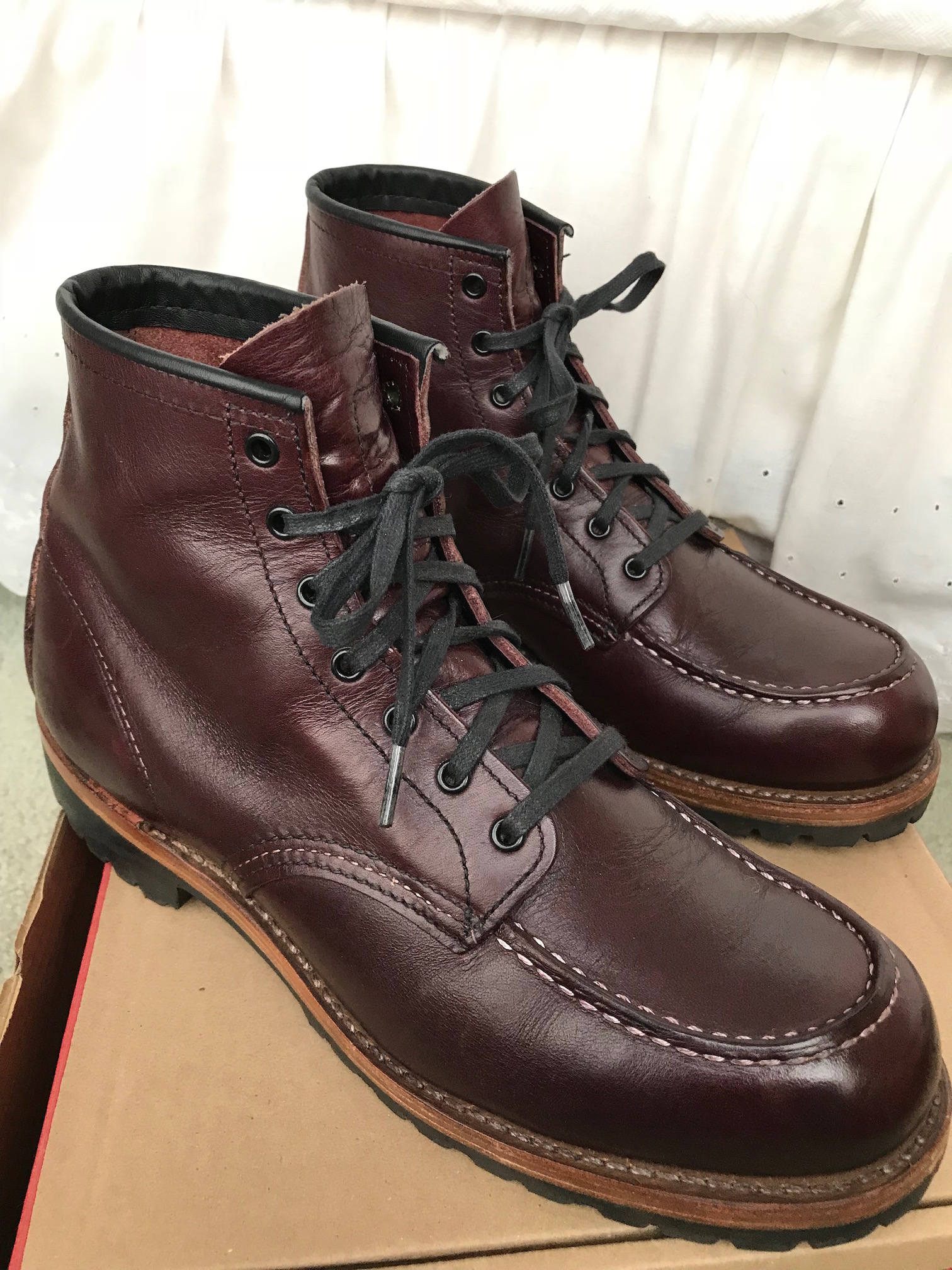 Red wing beckman best sale moc toe