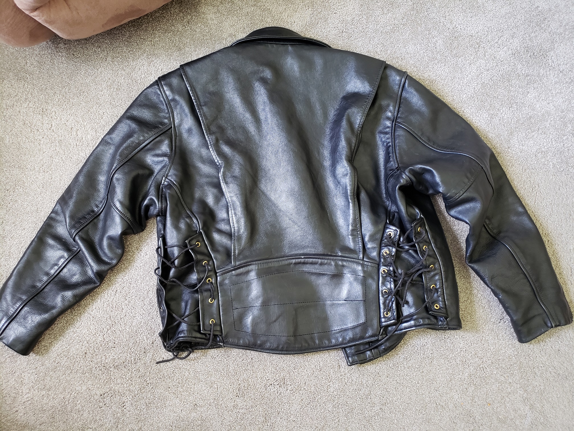 Actual weight of a leather jacket | The Fedora Lounge