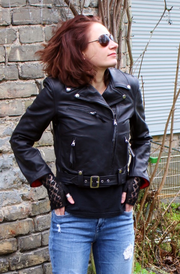 Aero Ladies Motorcycle Jacket Size 4 Black Italian Horsehide 650 gbp OBO The Fedora Lounge