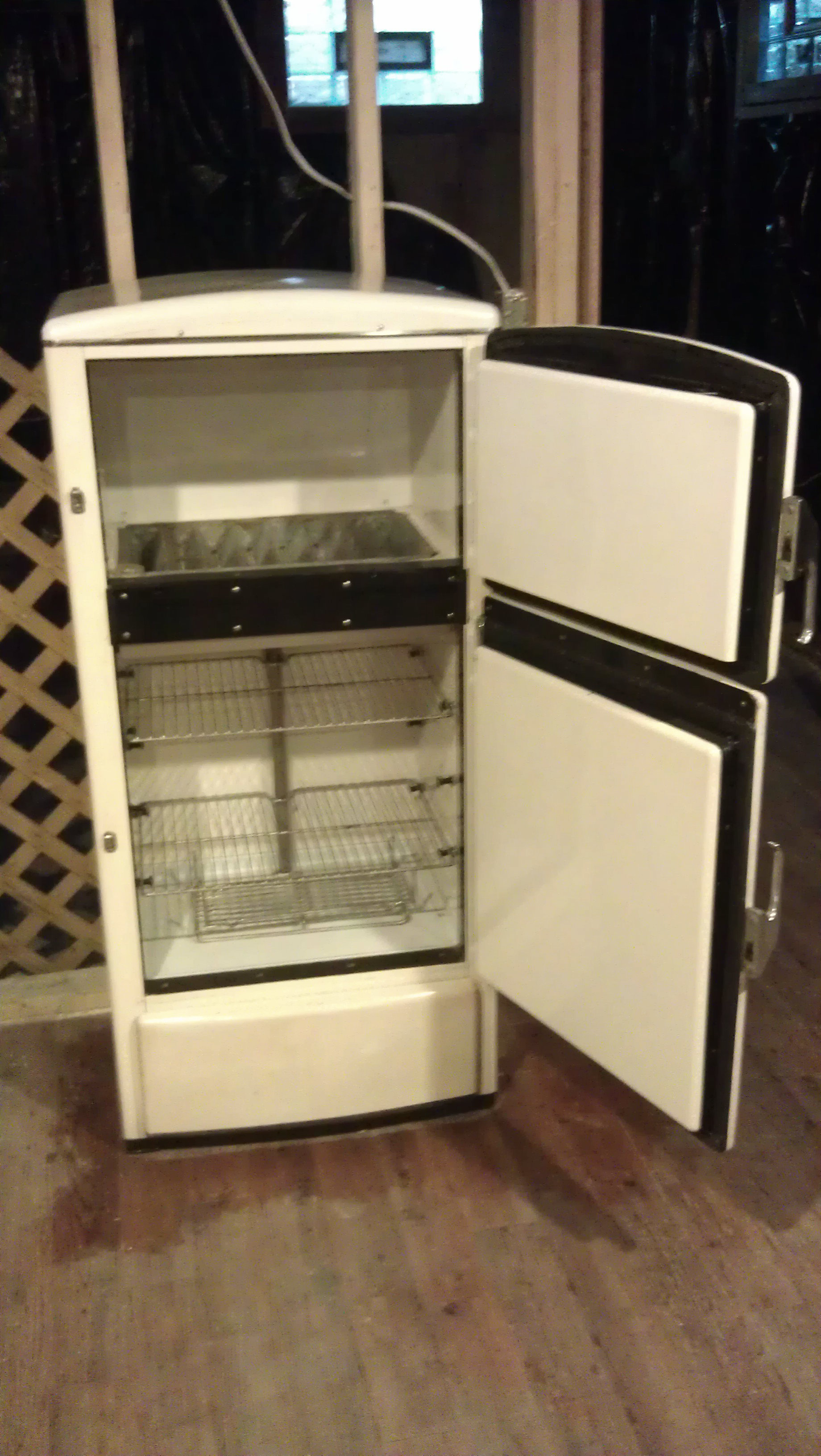 1940s shop ice box