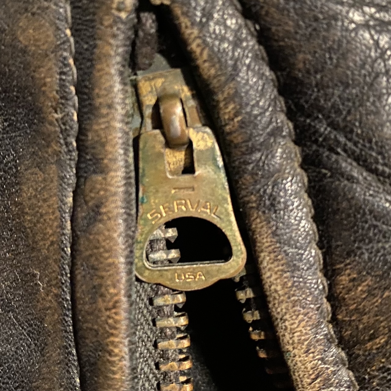 Serval zipper company