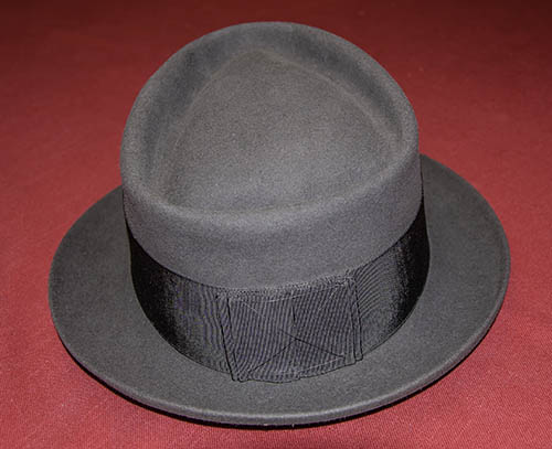 2Dec16 Smartlee crown and bow.jpg