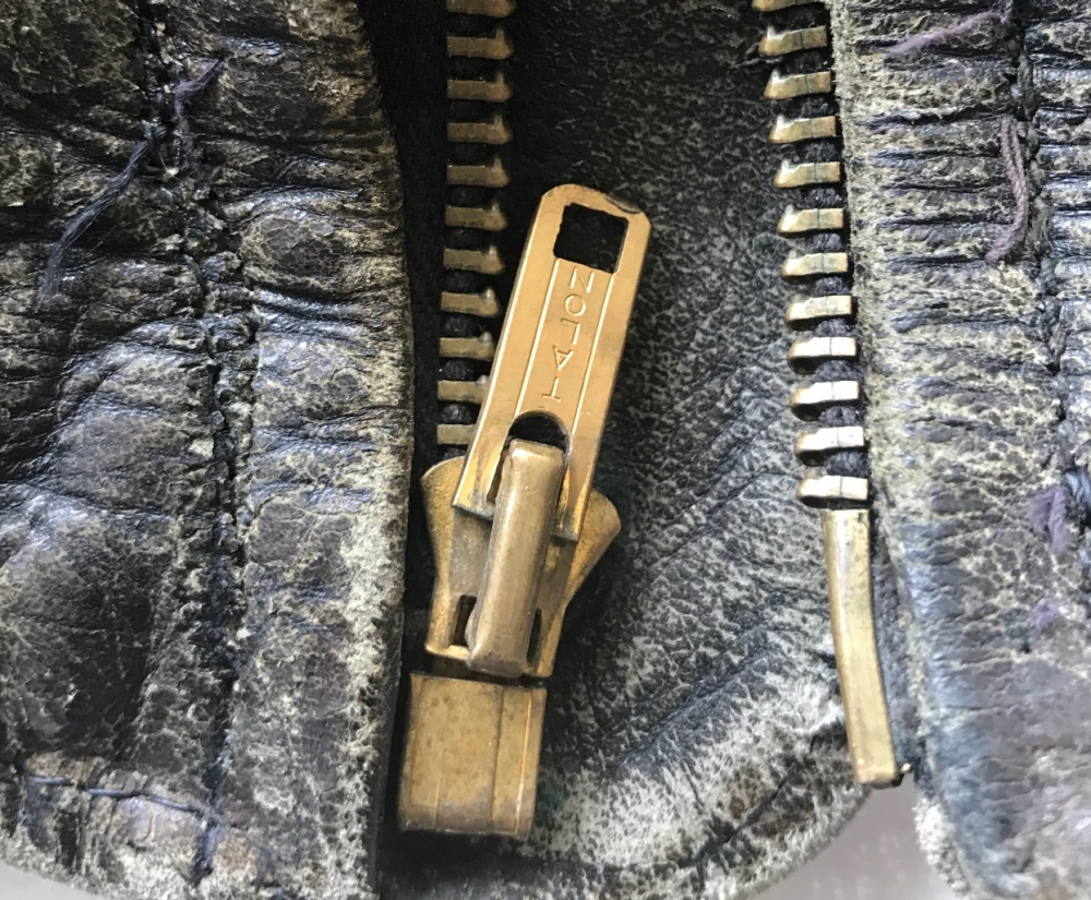 40CHP_Zip_CU.jpg