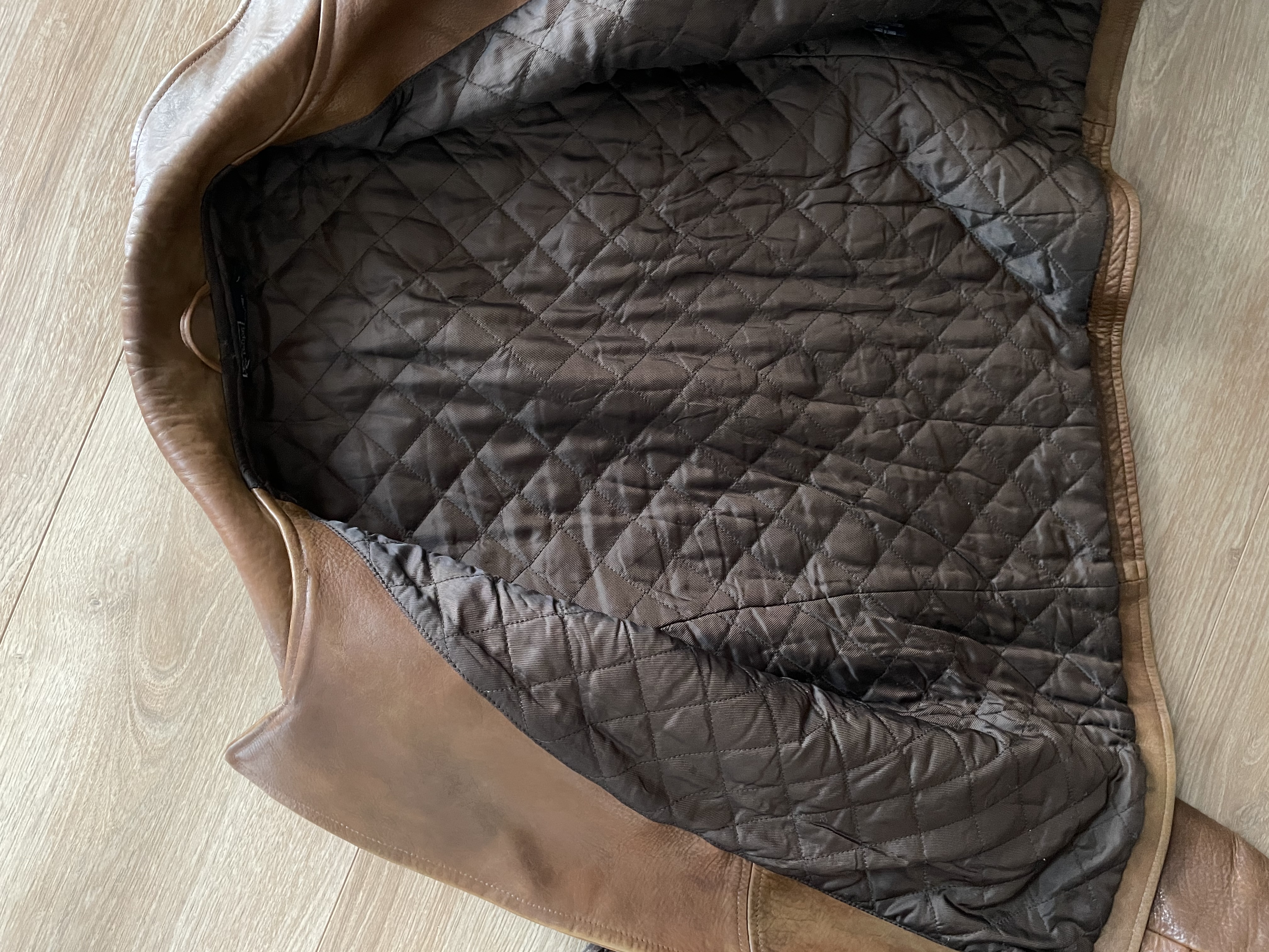 Saphir renovateur hotsell leather jacket