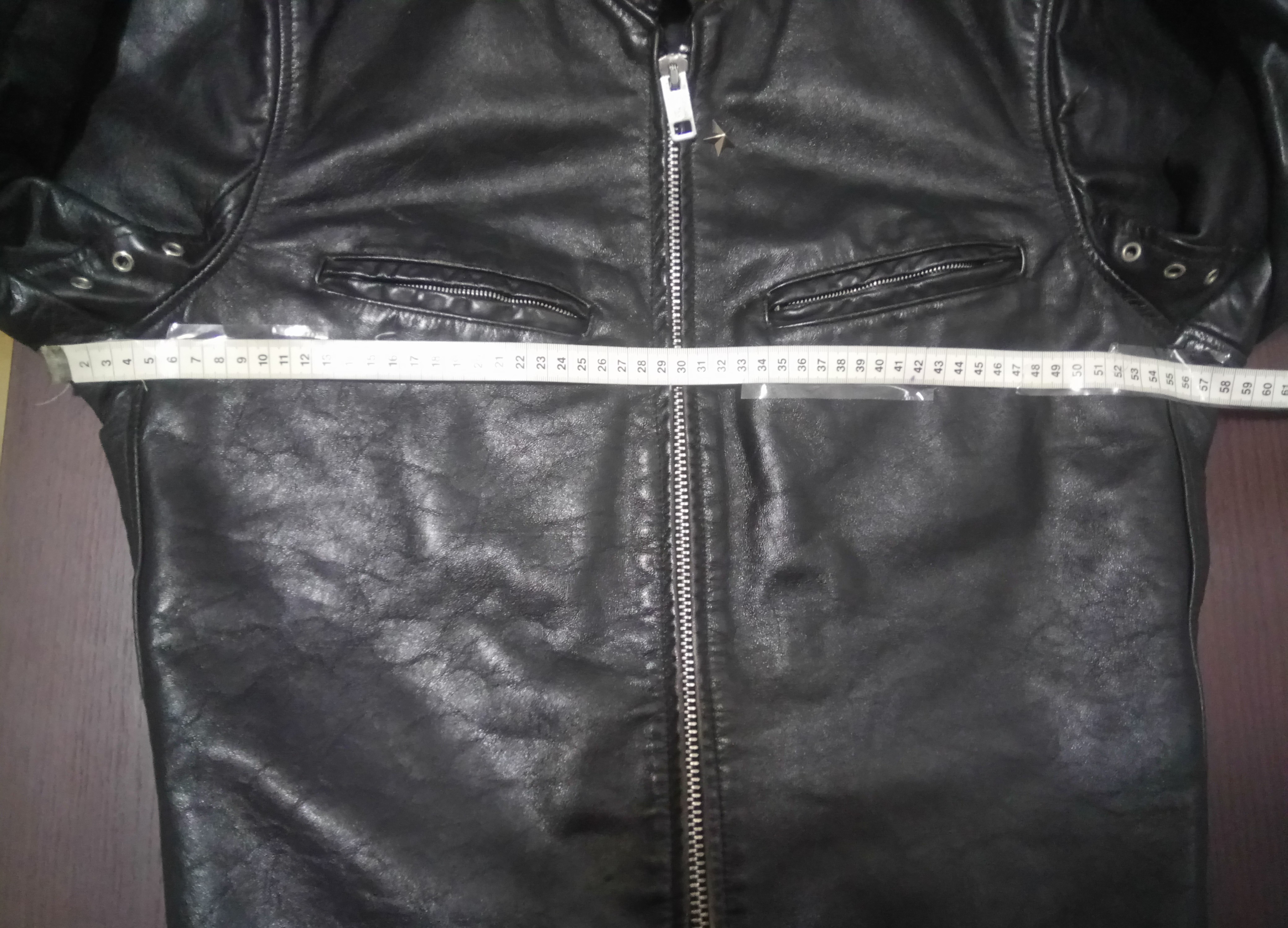 How to take measurements on a leather jacket. | The Fedora Lounge
