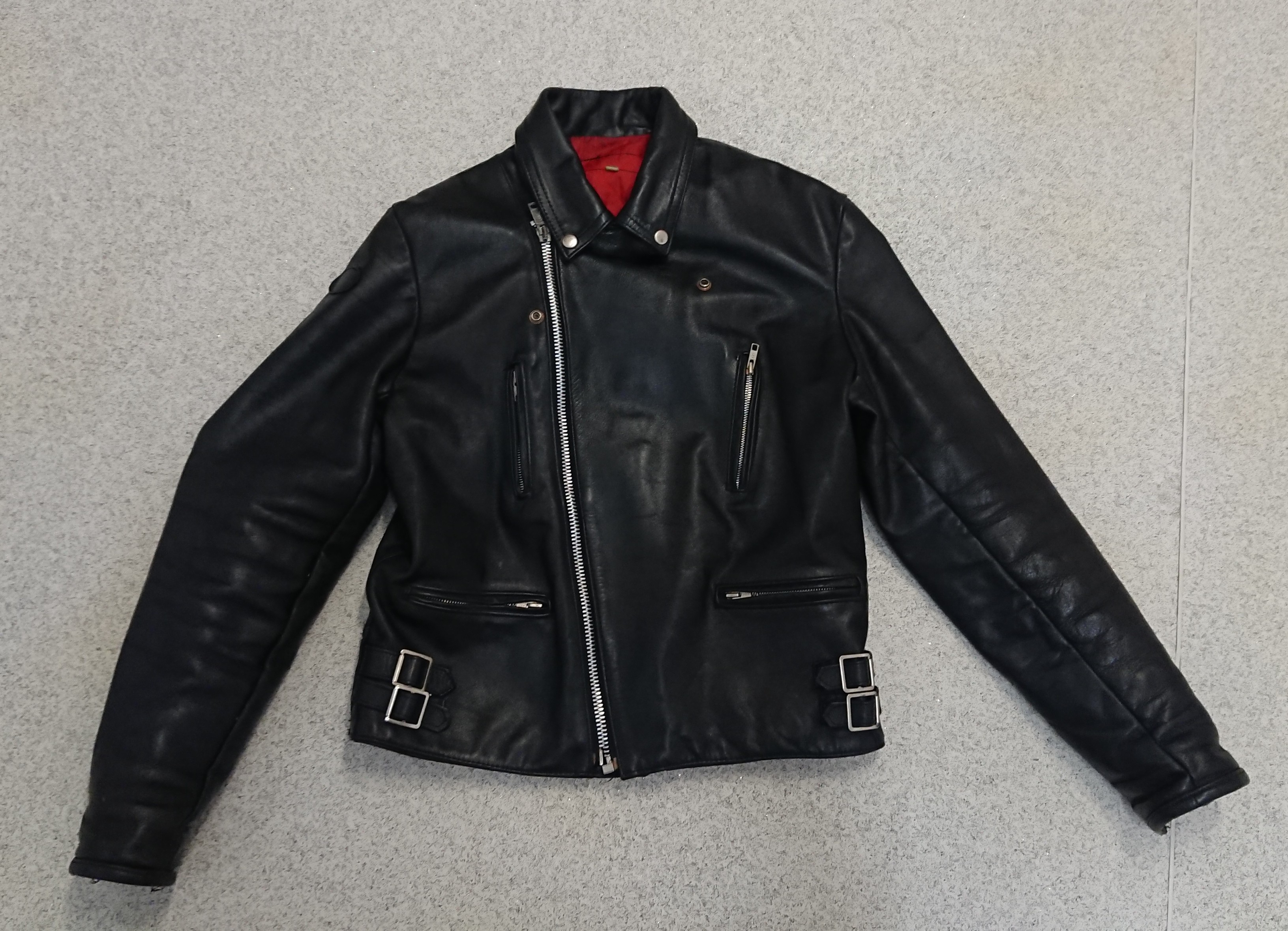 Cross-zip motorcycle jacket collars | The Fedora Lounge