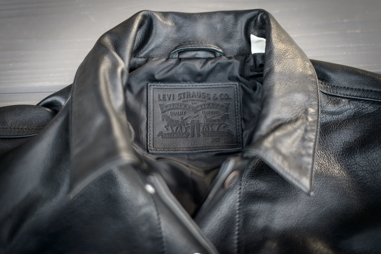 levi's buffalo leather trucker jacket