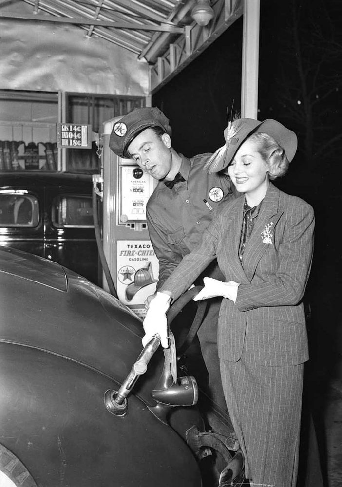 Actress-Patricia-Ellis-and-a-Packard-Promote-Texaco-Fire-Chief-II-702x1000.jpg