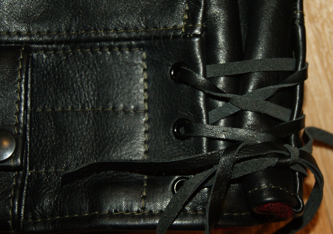 Aero CHIPS Black Vicenza side laces.jpg