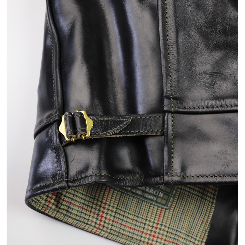 Aero Highwayman Black CXL Steerhide JN23 side strap IG square.jpg