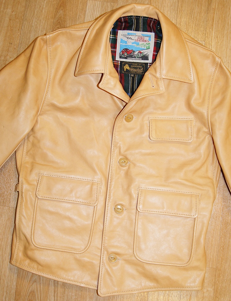 Aero Mulligan Natural Vicenza Horsehide front chest pocket flap out.jpg