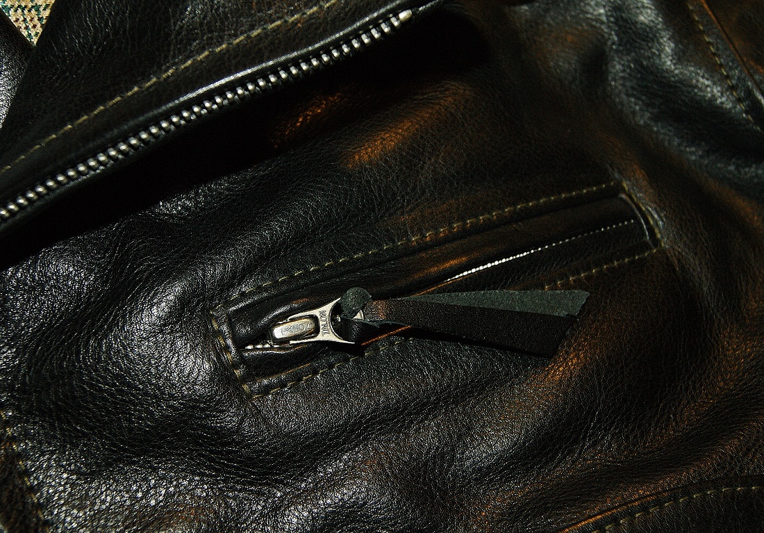 Aero Ridley D-Pocket Black Vicenza Horsehide chest pocket smaller.jpg