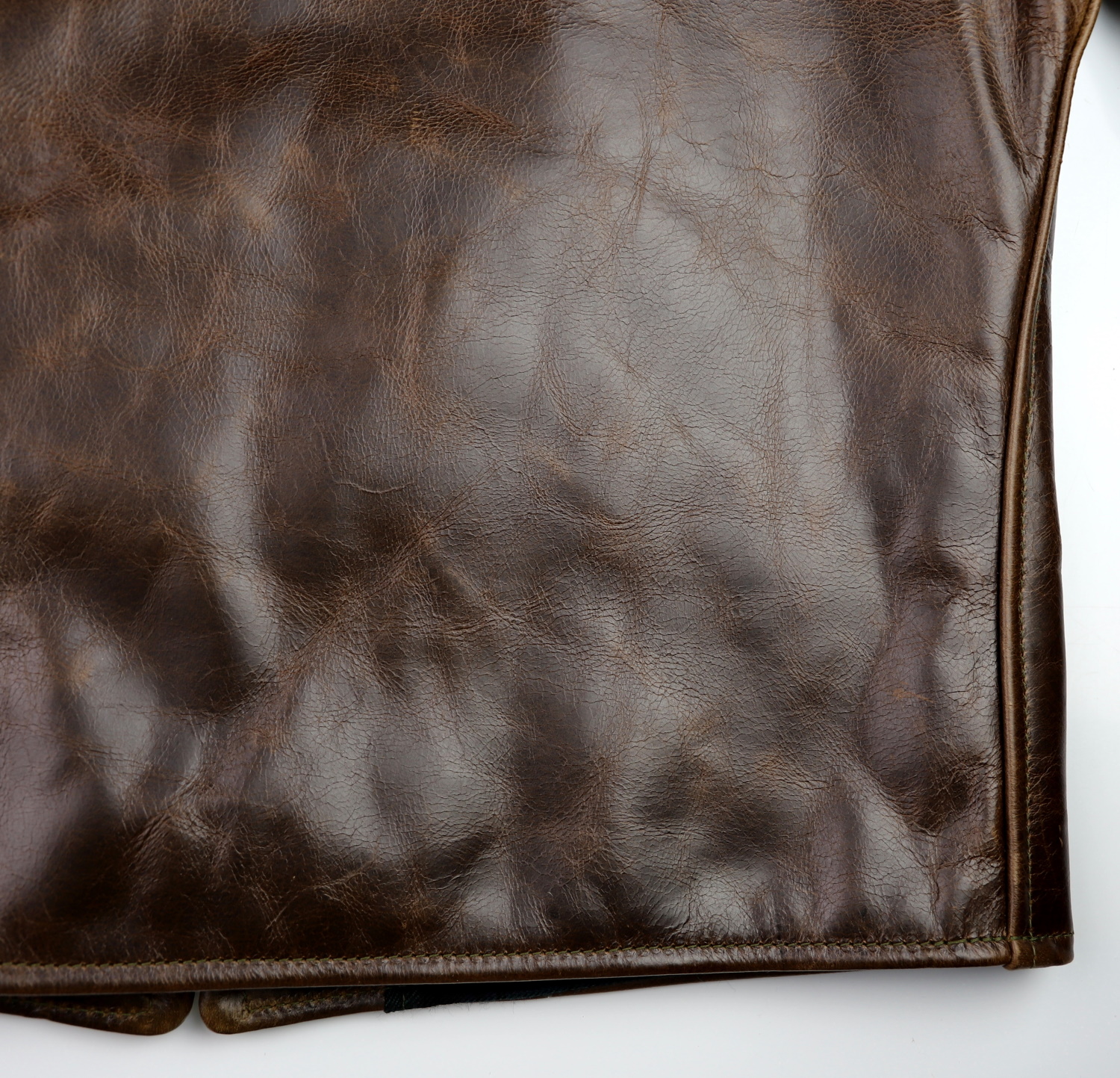 Aero Seven Dark Maple Bainbridge Cowhide UD7 lower back.jpg