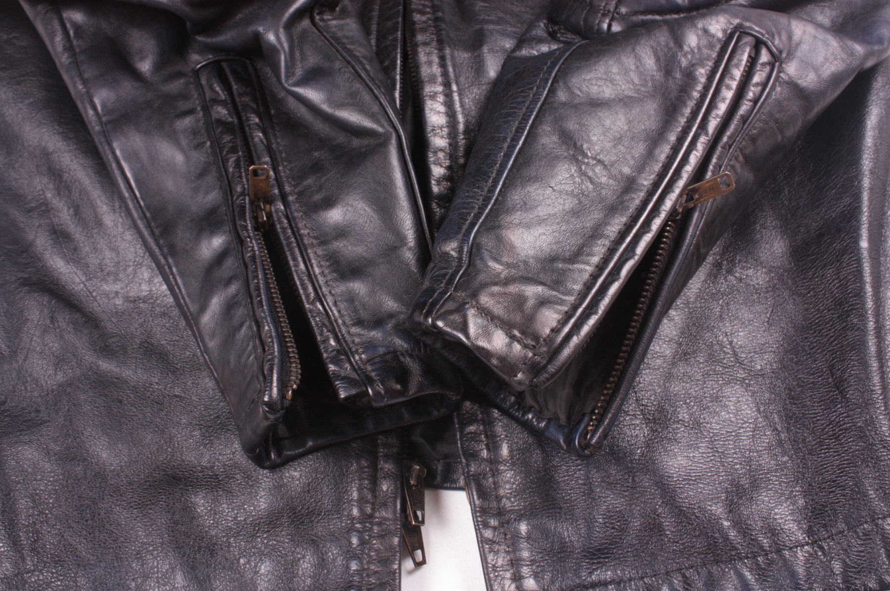 Bates-Leather-Jacket-7.jpg