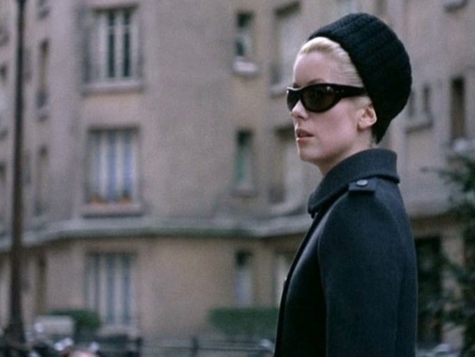 belle-de-jour-1967-003-catherine-deneuve-grey-coat-street-sunglasses-1000x750-CROP.jpg