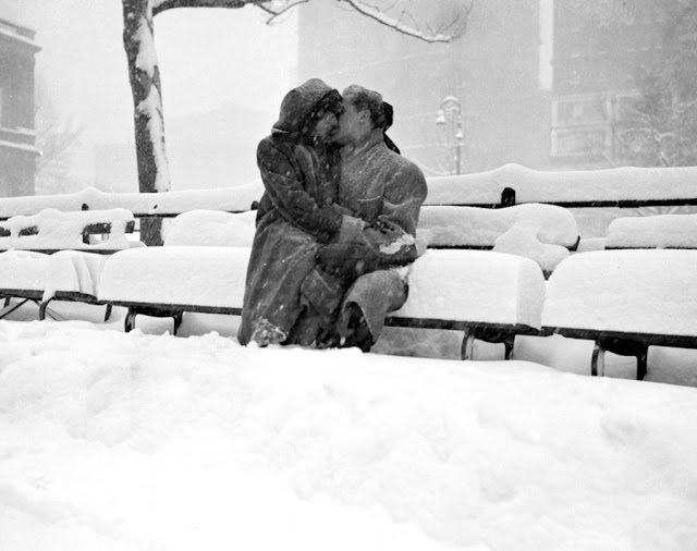Blizzards & Snowfalls in New York City History (4).jpg