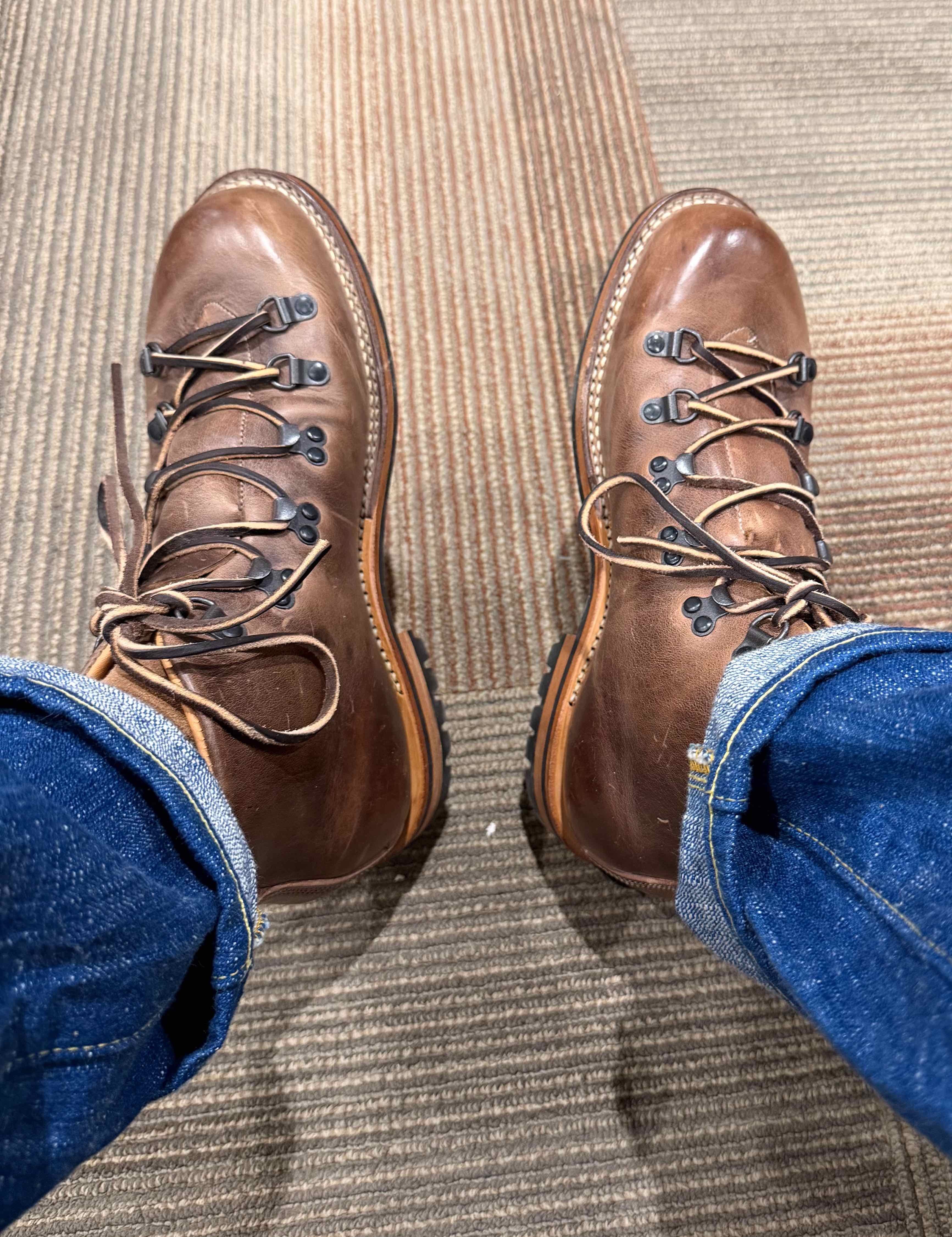 boots1.jpg