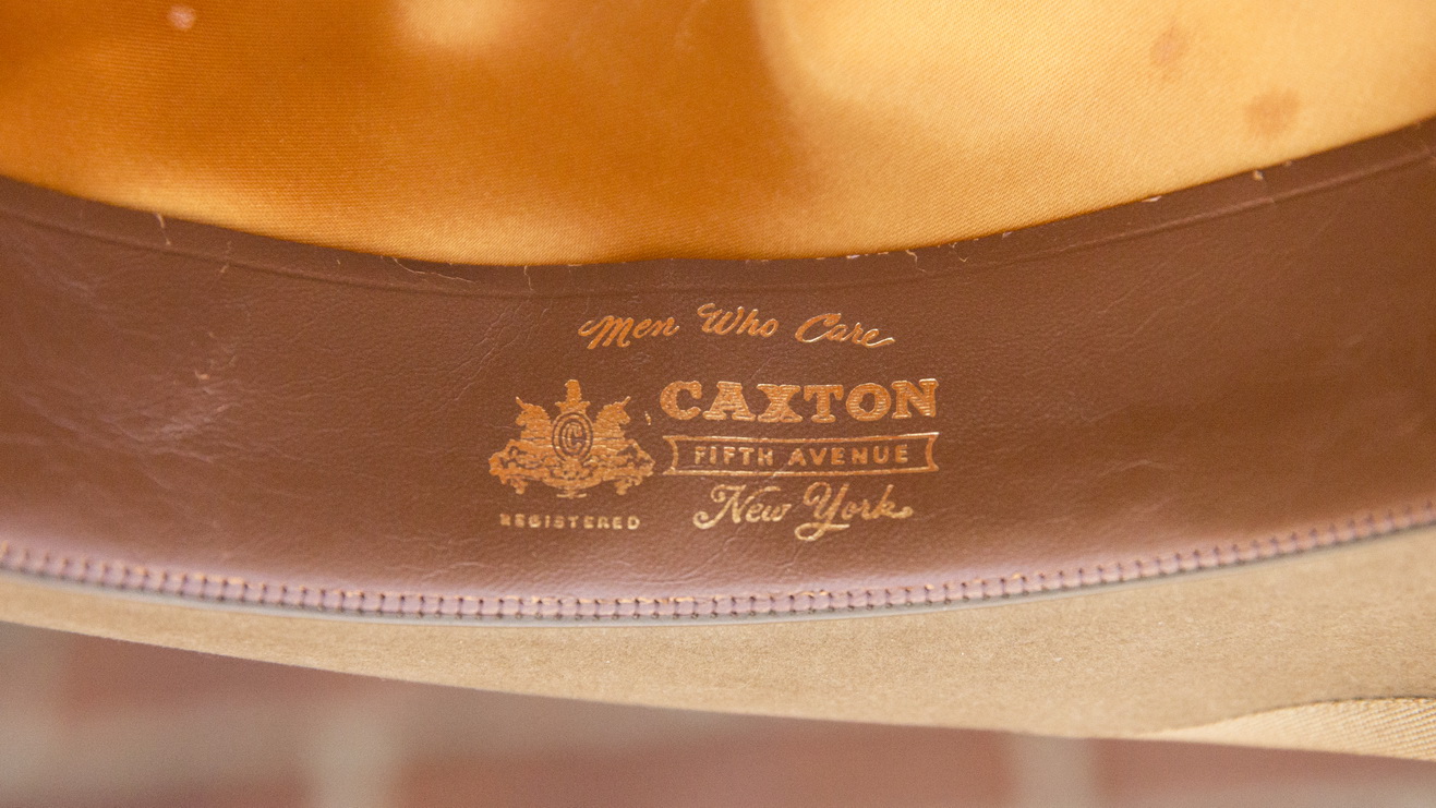 caxton stingy_08.jpg