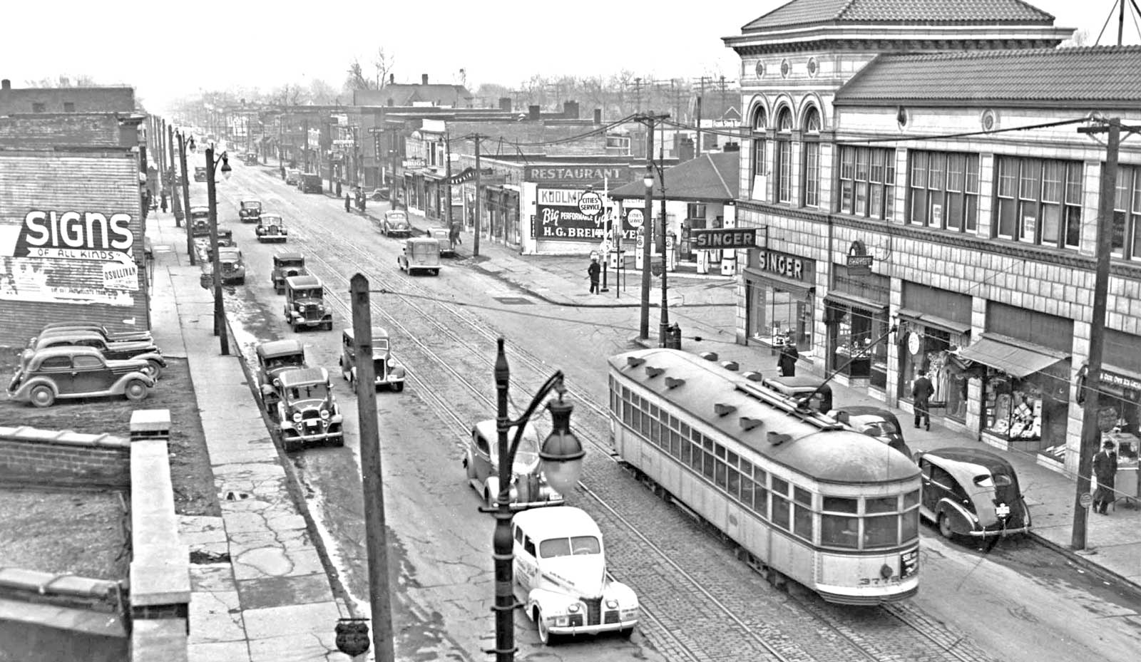 Circa-1938-Detroit-1930s-Autos-Street-Car-Cities-Service-Gas-Station-.jpg
