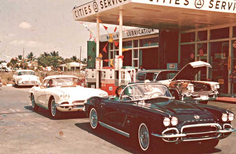 Cities-Service-Gas-Early-1960s-Corvettes-1950s-Cadillac-and-Olds-760x496.jpg