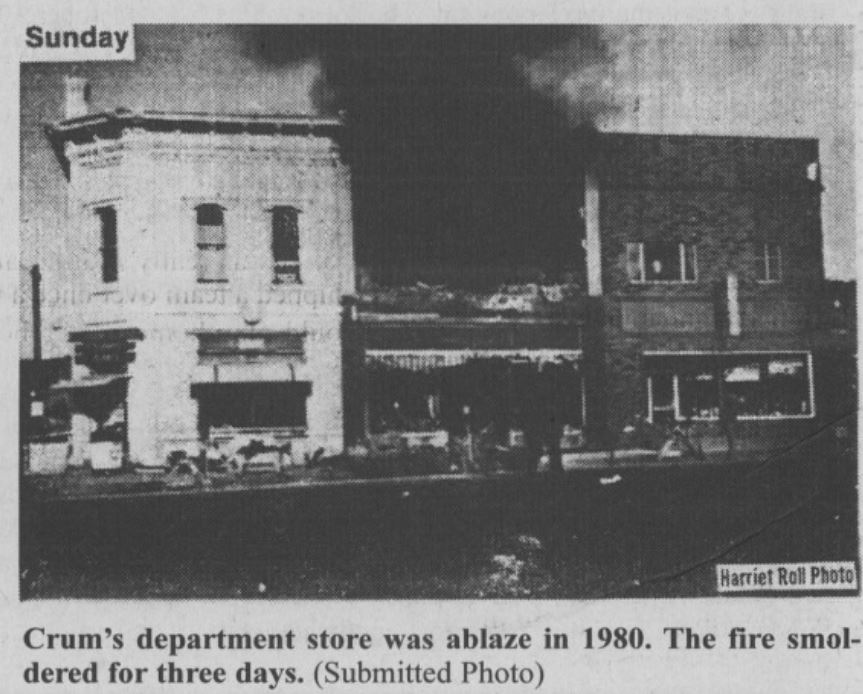 Crums_Department_Store_Newcastle_Feb_14_1980_Fire.JPG