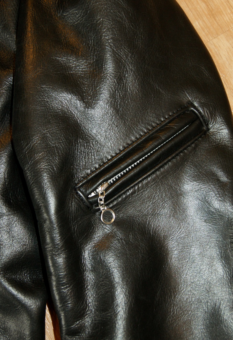 Custom Vanson Daredevil Z150 fur collar LK9 bicep zip.jpg