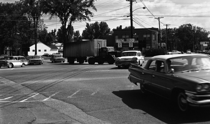 Es***1965_2500-700x416.jpg