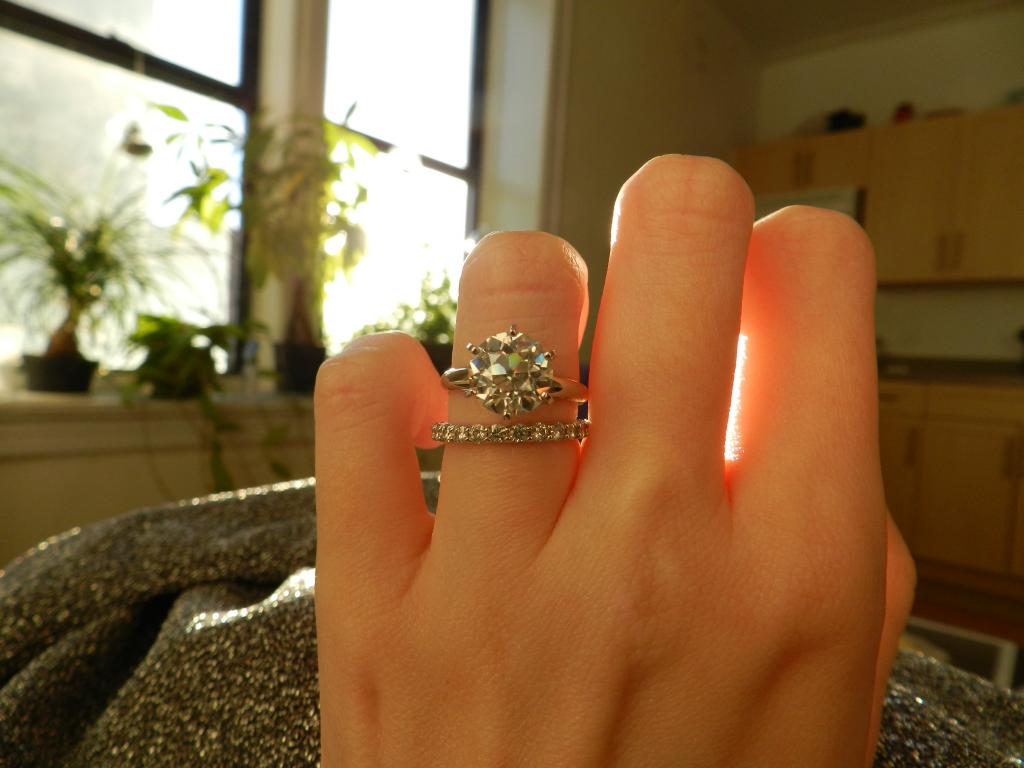 Oec best sale moissanite ring