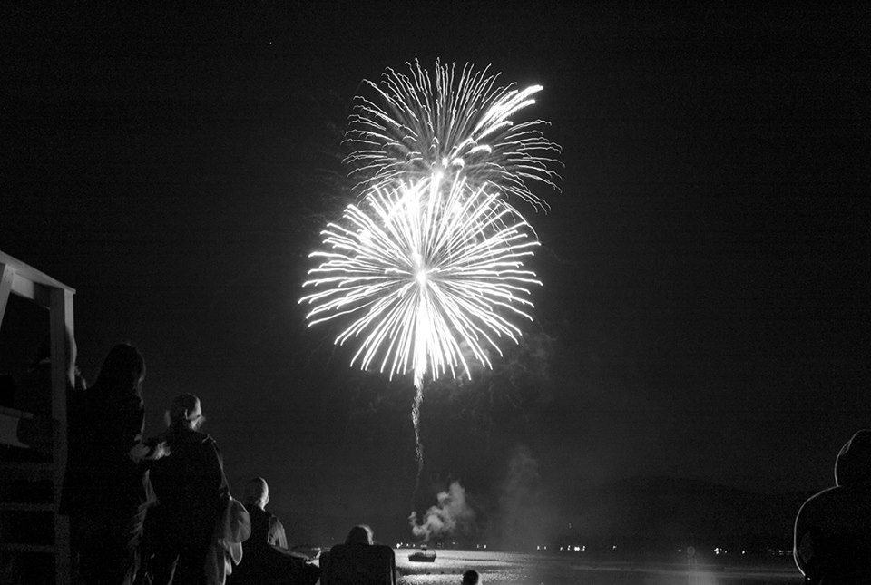 fireworks2.jpg