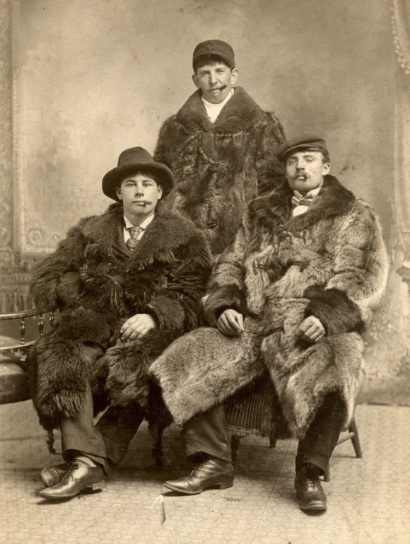 fur_coats-1900s.jpg