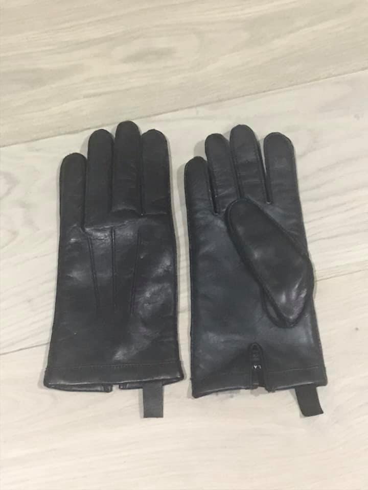 gloves02.jpg