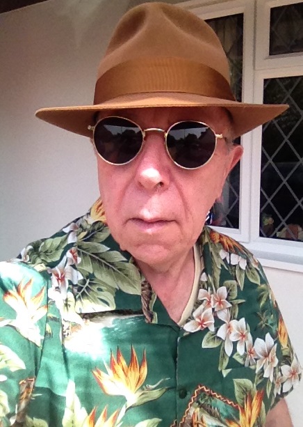 Green floral shirt 002.JPG