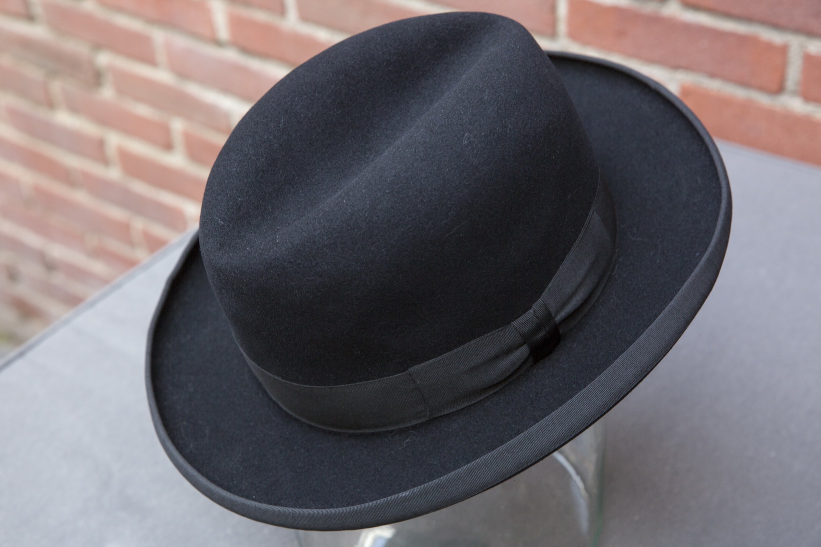 hall&co_01.jpg