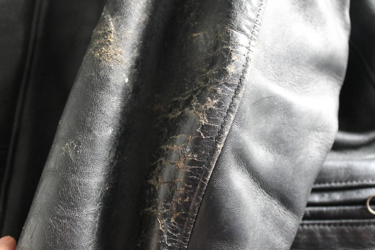 How to restore cracked leather 