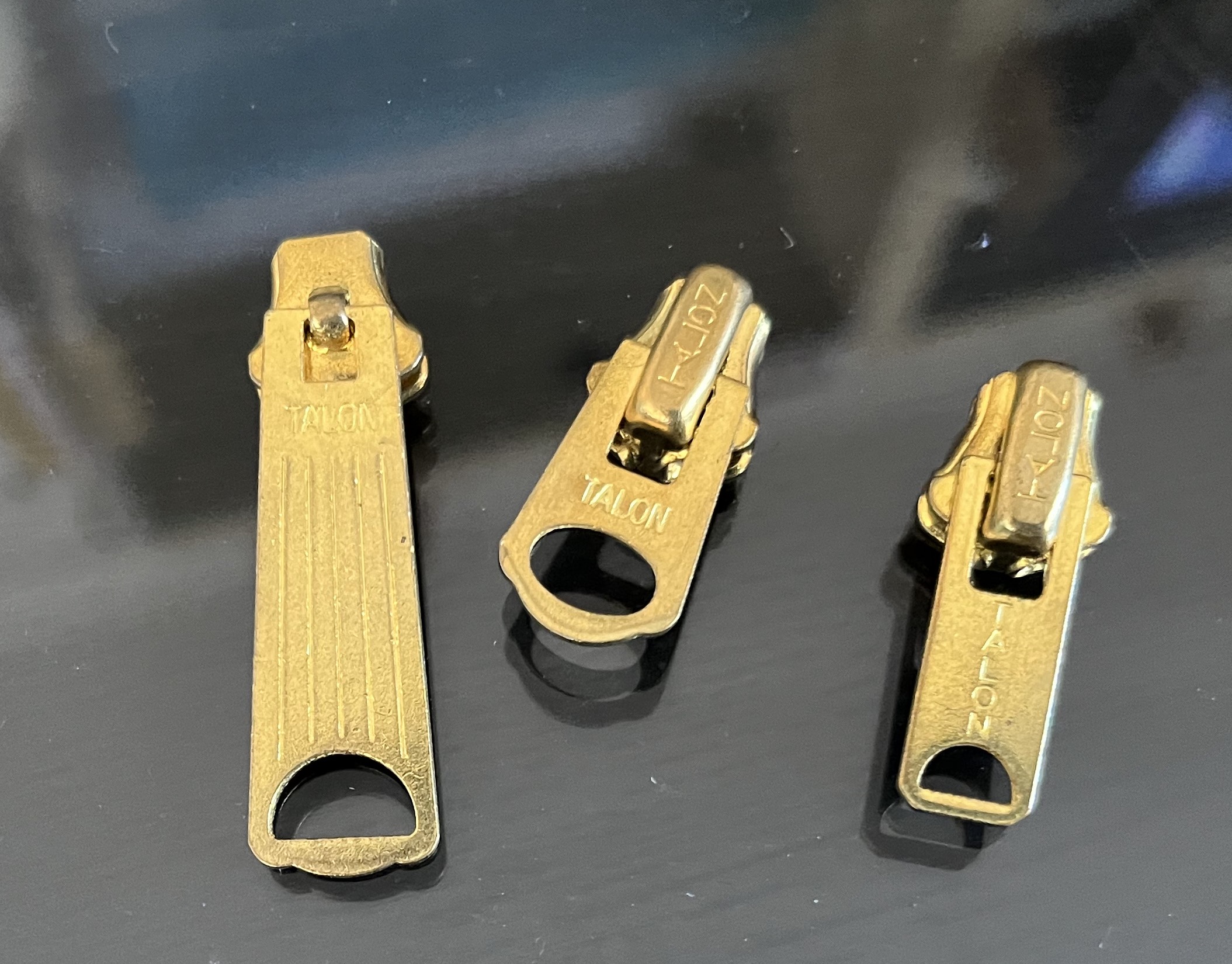 19 Metal Zipper – Workroom Marketplace