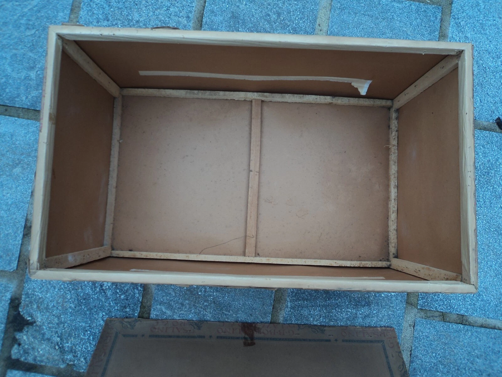 lazbox10.png