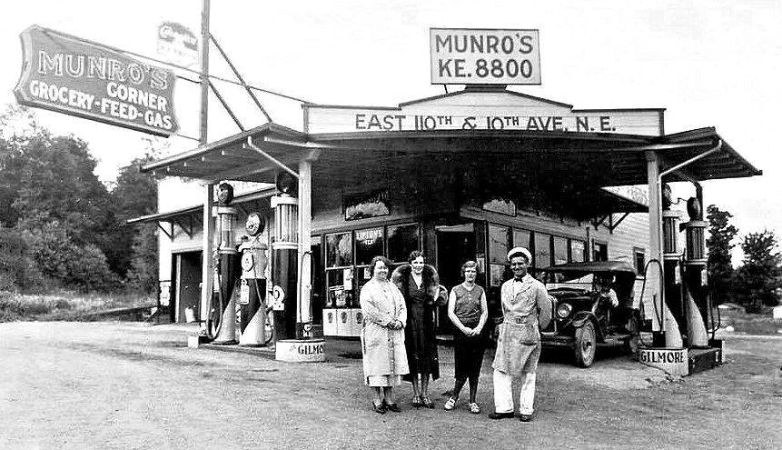 Munros-Gilmore-Gas-Station-1920s.jpg