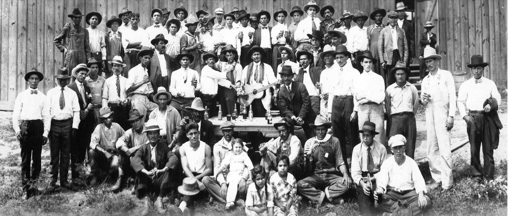 old_hickory_workers_1918.JPG