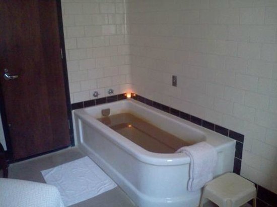 roosevelt-baths-and-spa.jpg