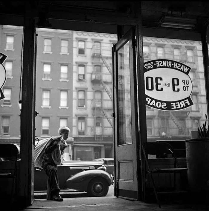 shoe shine boy_vintage-photographs-new-york-street-life-stanley-kubrick-59a91f368bb06__700.jpg