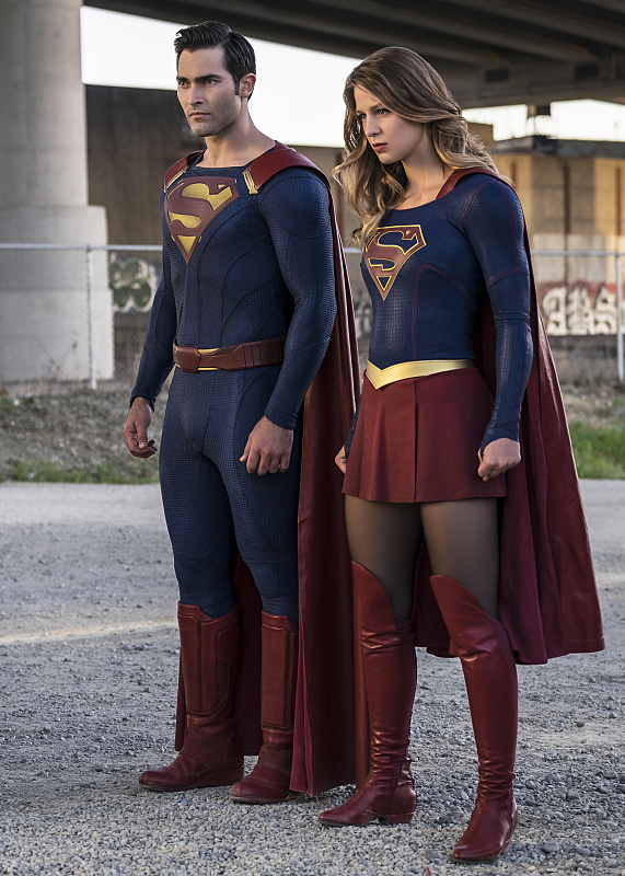 Supergirl+Superman.jpg
