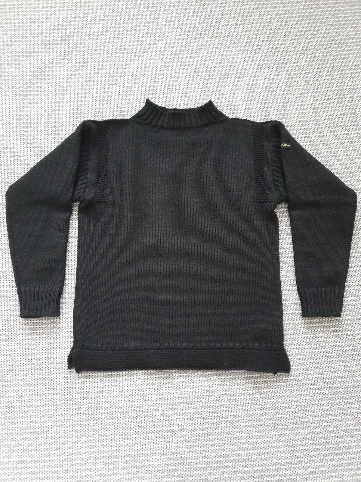 sweater1.jpg