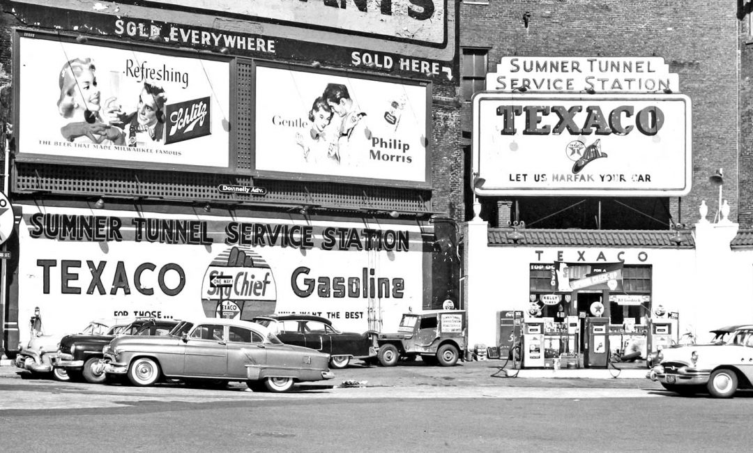 Texaco-Sky-Chief-Gasoline-Mid-1950s-Cars-Boston-1-1080x650.jpg